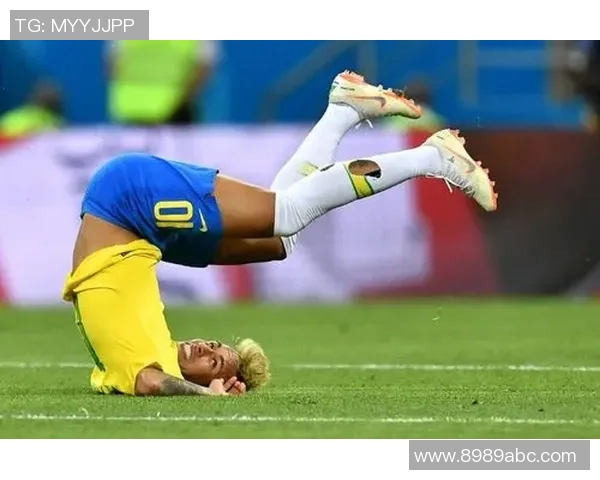 足球明星佩戴头箍的高清图片展示与解析 足球明星佩戴头箍的高清图片展示与解析