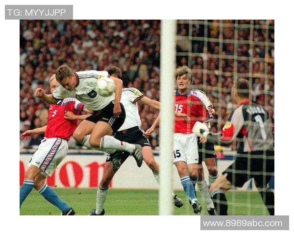 重庆足球队阵地战体系解析与战术创新探讨