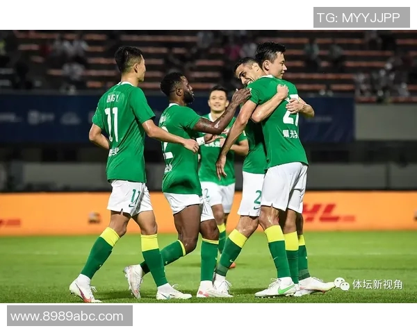 广州羽毛球队凭借56分强势领跑锦标赛积分榜展现出色竞技状态 广州羽毛球队凭借56分强势领跑锦标赛积分榜展现出色竞技状态